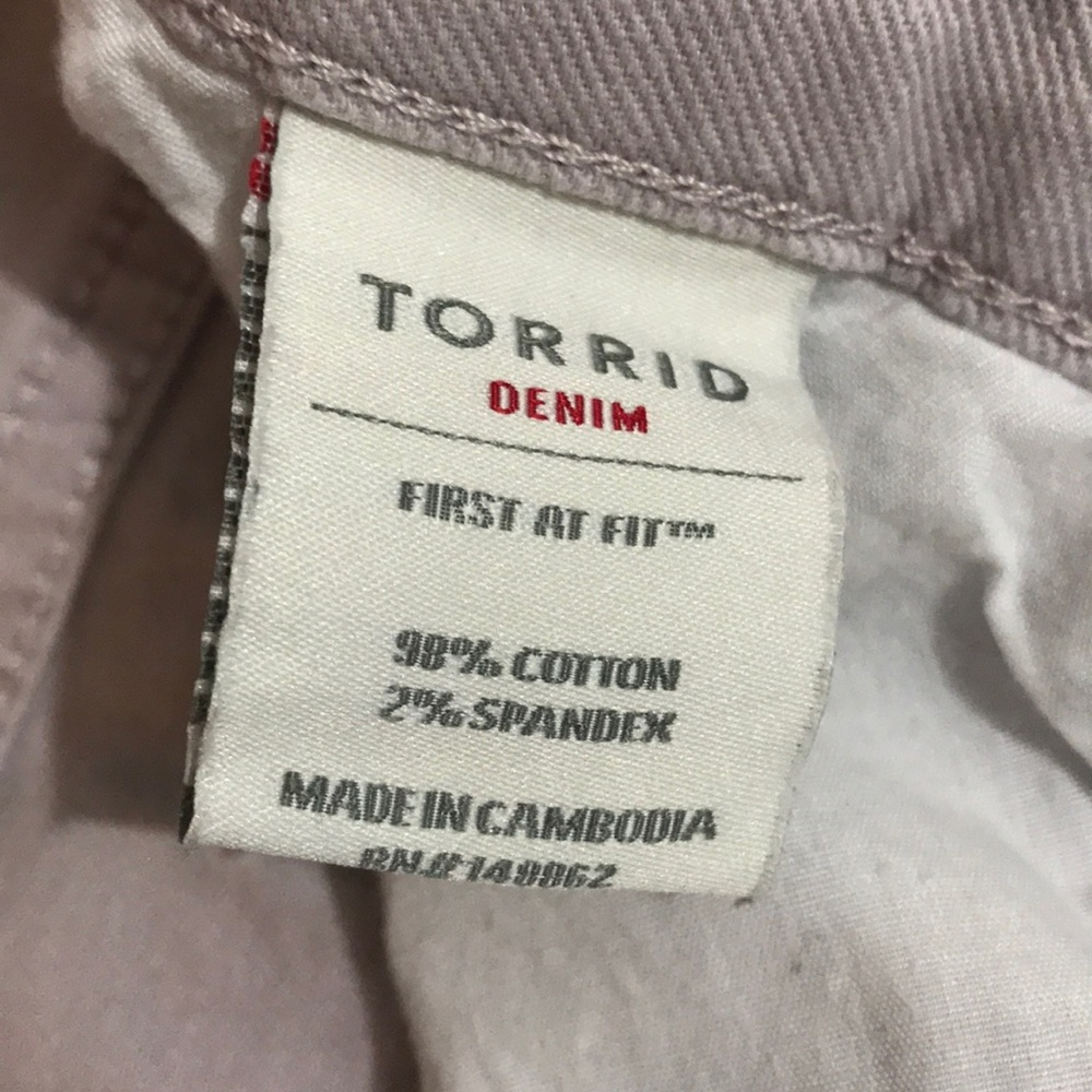 Torrid Denim Shorts - Picture 6 of 9